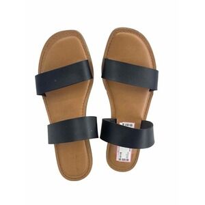 Universal Thread Ladies Size 11 Sandals